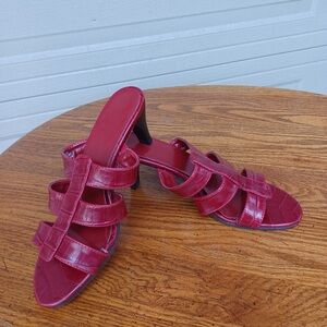 Backless Red Heels New Size 6, 
Unknown brand